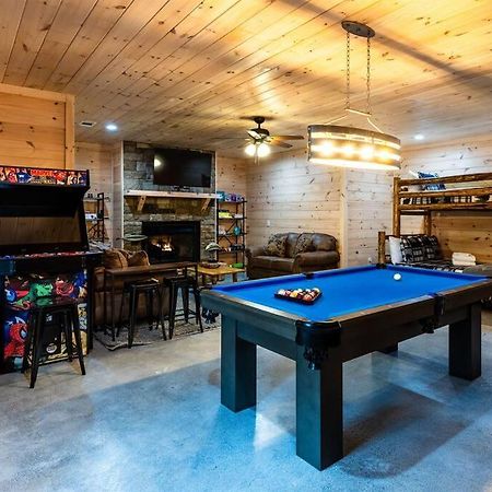 Luxe Family Cabin 8 Min To Downtown Blue Ridge Eksteriør billede