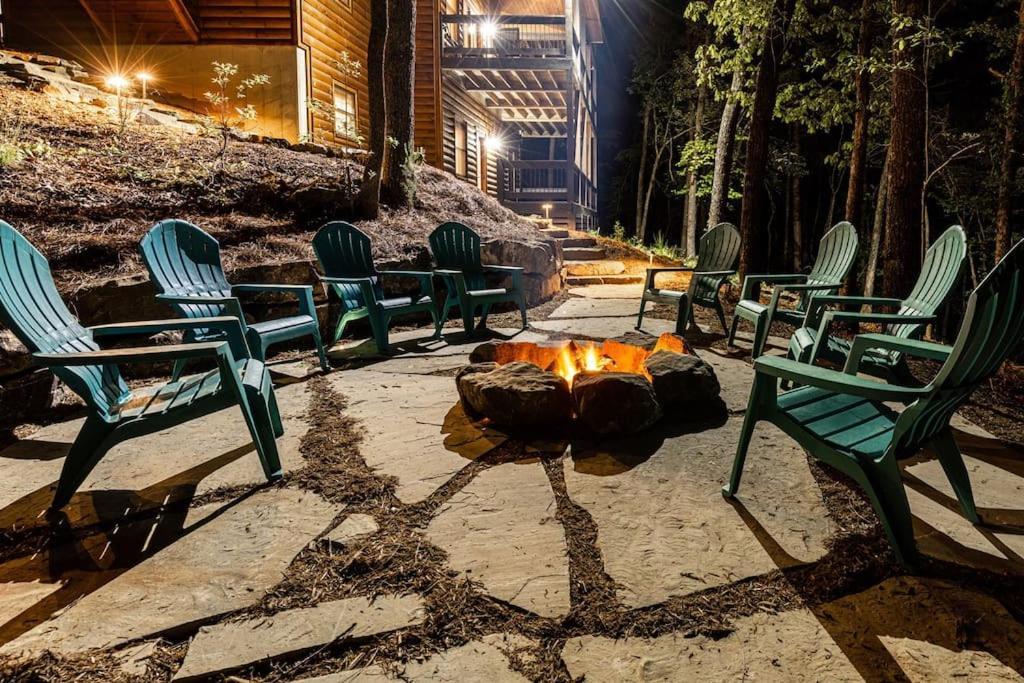 Luxe Family Cabin 8 Min To Downtown Blue Ridge Eksteriør billede