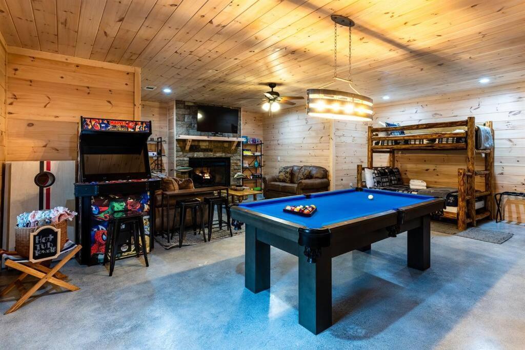 Luxe Family Cabin 8 Min To Downtown Blue Ridge Eksteriør billede